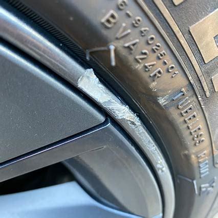 i scratched my tesla rim|tesla wheels scratching again.